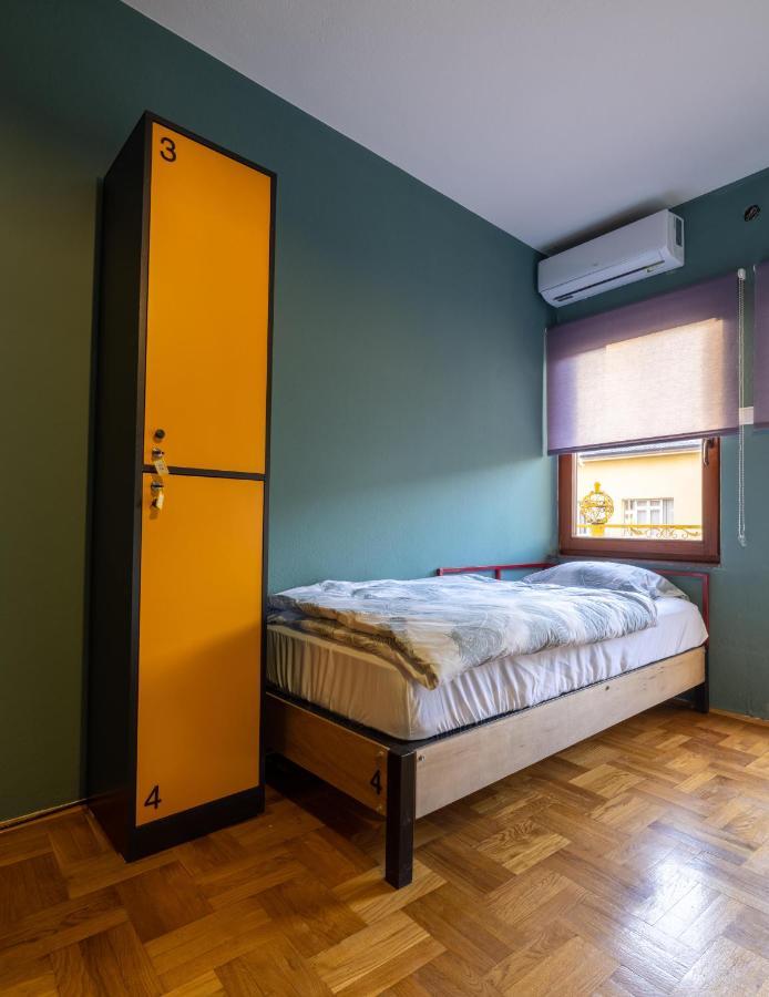 Hostel Prishtina Backpackers Pristina Eksteriør billede