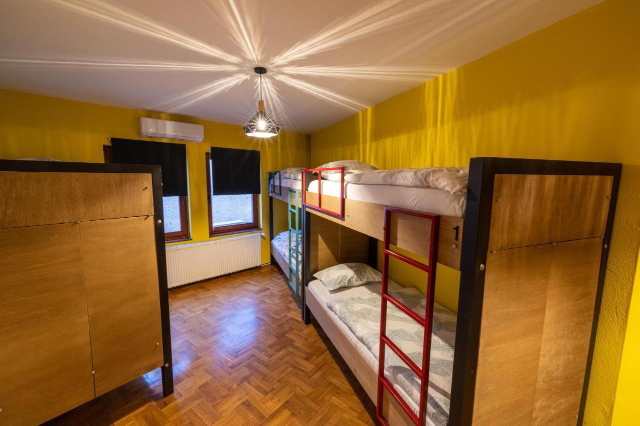 Hostel Prishtina Backpackers Pristina Eksteriør billede